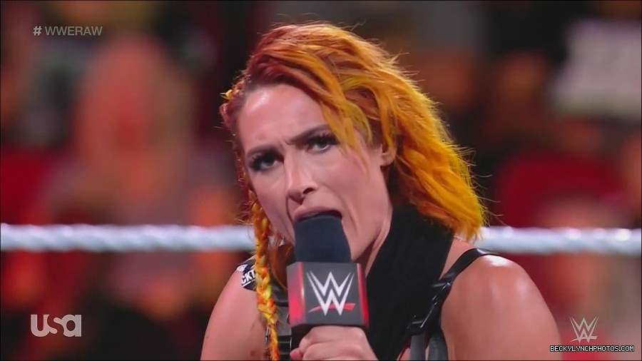 WWE_Monday_Night_Raw_2022_08_01_720p_HDTV_x264-NWCHD_mp4_000377643.jpg