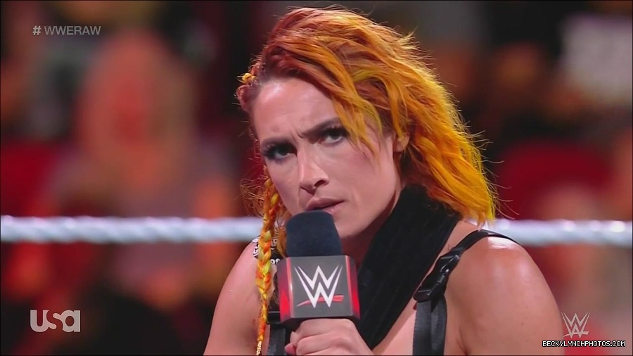 WWE_Monday_Night_Raw_2022_08_01_720p_HDTV_x264-NWCHD_mp4_000379245.jpg