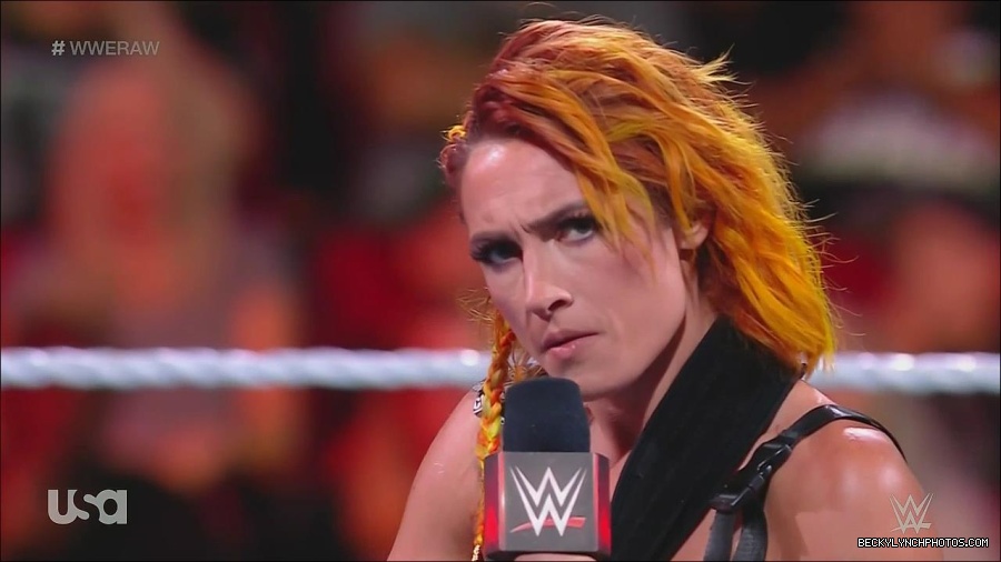 WWE_Monday_Night_Raw_2022_08_01_720p_HDTV_x264-NWCHD_mp4_000380446.jpg