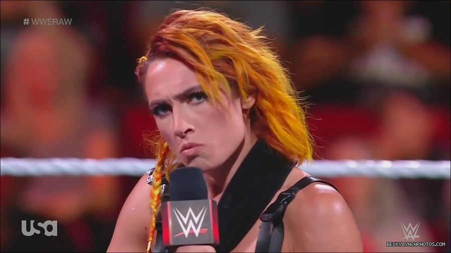 WWE_Monday_Night_Raw_2022_08_01_720p_HDTV_x264-NWCHD_mp4_000381647.jpg