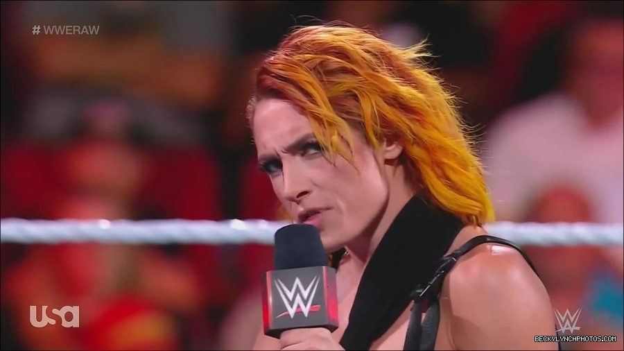 WWE_Monday_Night_Raw_2022_08_01_720p_HDTV_x264-NWCHD_mp4_000383249.jpg