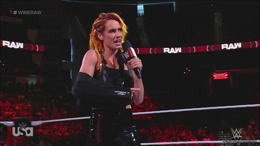 WWE_Monday_Night_Raw_2022_08_01_720p_HDTV_x264-NWCHD_mp4_000384851.jpg