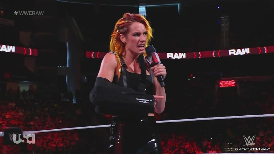 WWE_Monday_Night_Raw_2022_08_01_720p_HDTV_x264-NWCHD_mp4_000385251.jpg