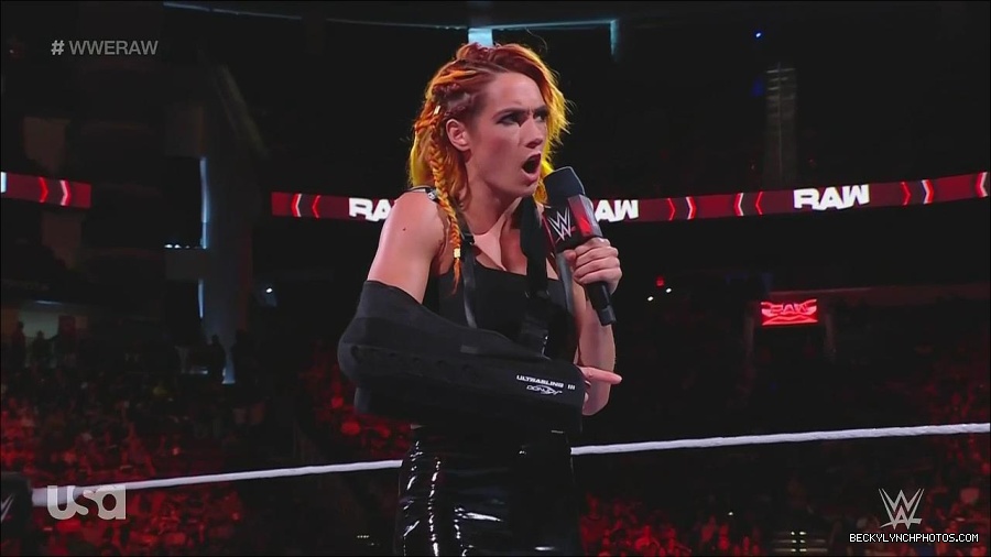 WWE_Monday_Night_Raw_2022_08_01_720p_HDTV_x264-NWCHD_mp4_000385651.jpg