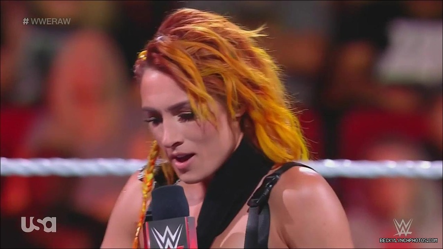 WWE_Monday_Night_Raw_2022_08_01_720p_HDTV_x264-NWCHD_mp4_000391257.jpg