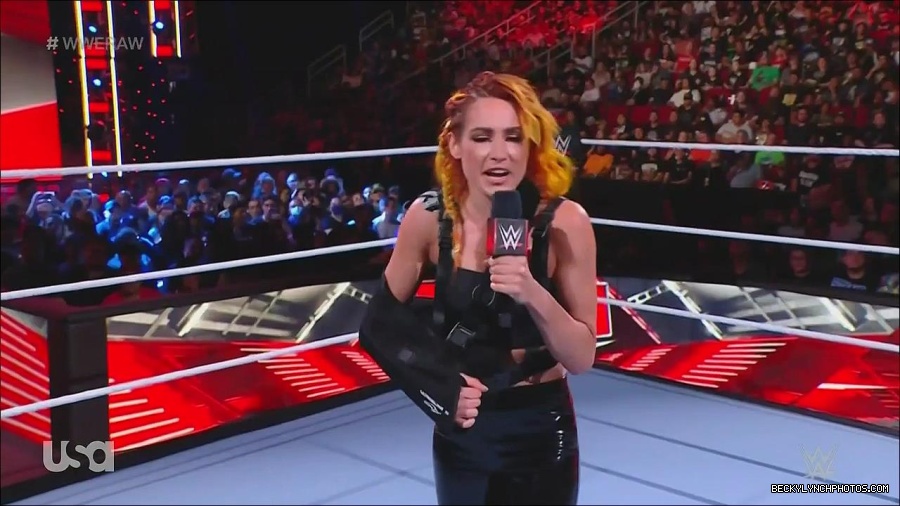 WWE_Monday_Night_Raw_2022_08_01_720p_HDTV_x264-NWCHD_mp4_000393659.jpg