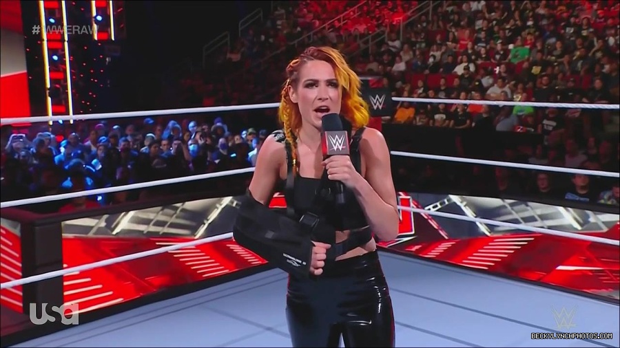 WWE_Monday_Night_Raw_2022_08_01_720p_HDTV_x264-NWCHD_mp4_000394060.jpg
