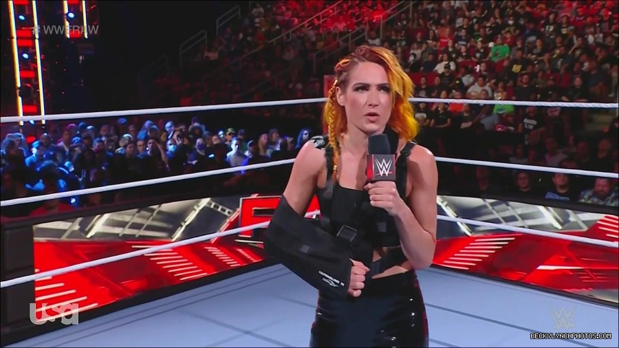 WWE_Monday_Night_Raw_2022_08_01_720p_HDTV_x264-NWCHD_mp4_000394861.jpg