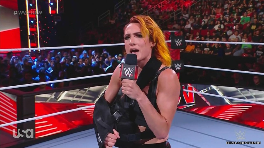 WWE_Monday_Night_Raw_2022_08_01_720p_HDTV_x264-NWCHD_mp4_000397263.jpg