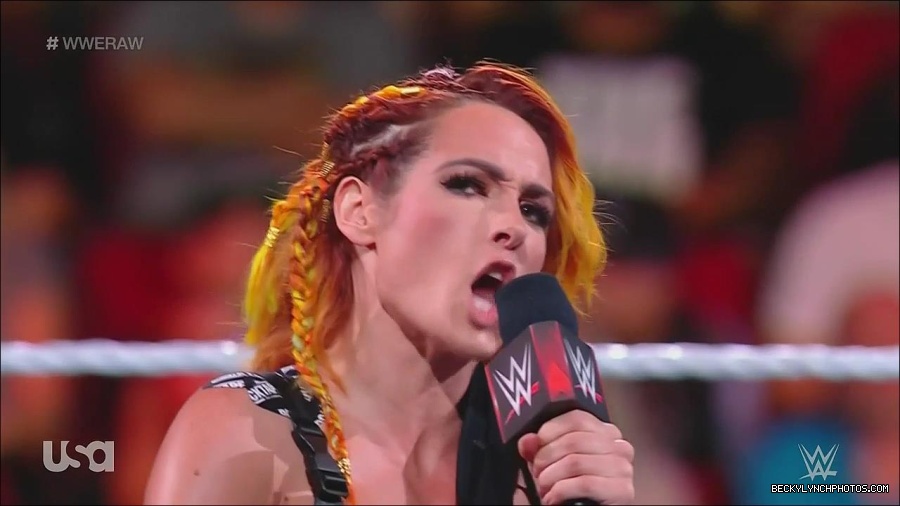 WWE_Monday_Night_Raw_2022_08_01_720p_HDTV_x264-NWCHD_mp4_000408875.jpg