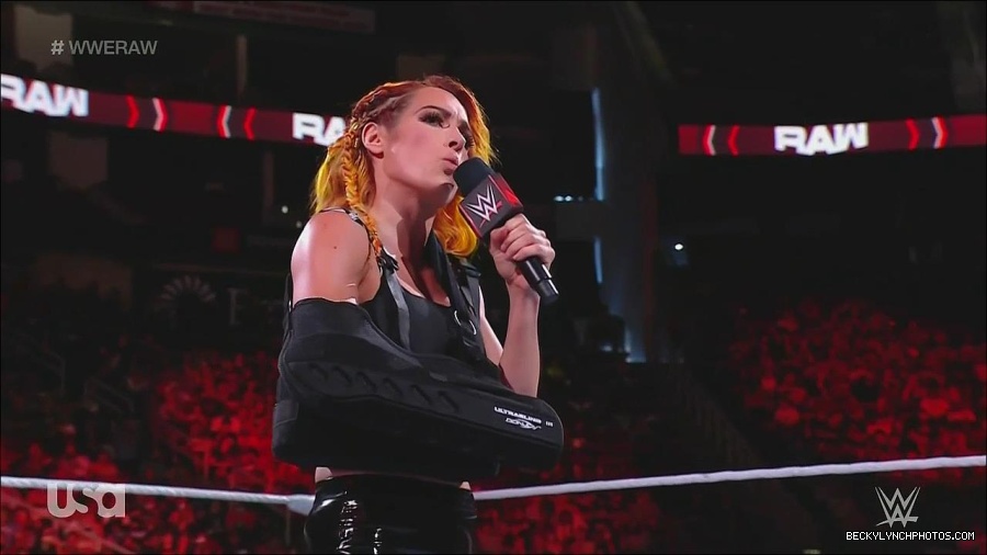 WWE_Monday_Night_Raw_2022_08_01_720p_HDTV_x264-NWCHD_mp4_000447713.jpg