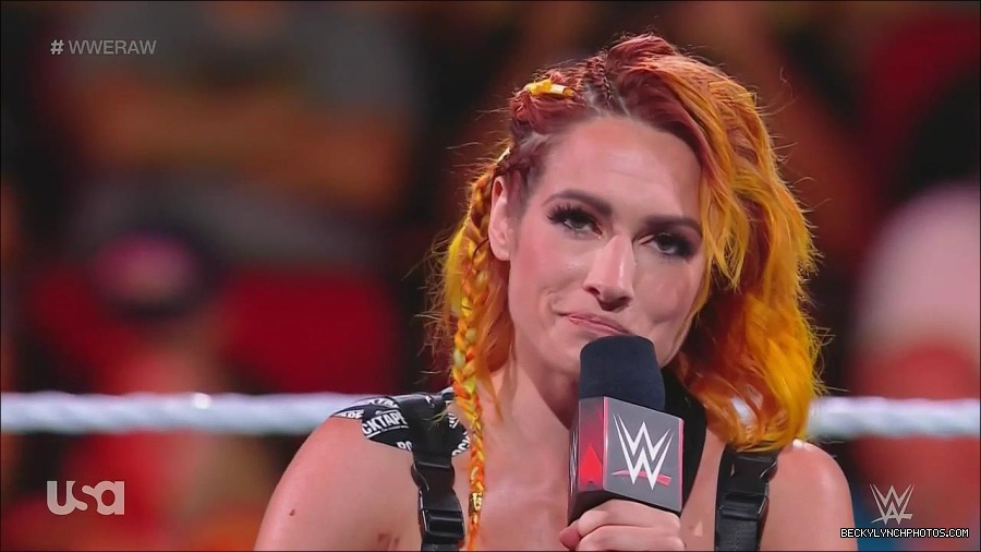 WWE_Monday_Night_Raw_2022_08_01_720p_HDTV_x264-NWCHD_mp4_000458925.jpg