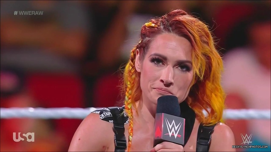 WWE_Monday_Night_Raw_2022_08_01_720p_HDTV_x264-NWCHD_mp4_000459325.jpg