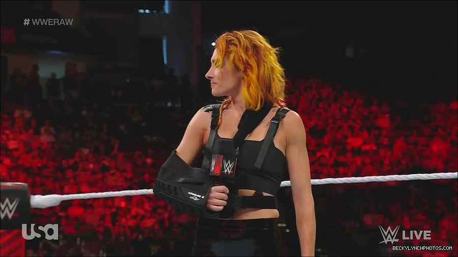 WWE_Monday_Night_Raw_2022_08_01_720p_HDTV_x264-NWCHD_mp4_000515781.jpg
