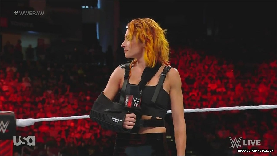 WWE_Monday_Night_Raw_2022_08_01_720p_HDTV_x264-NWCHD_mp4_000516182.jpg