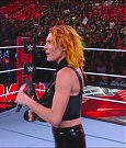 WWE_Monday_Night_Raw_2022_08_01_720p_HDTV_x264-NWCHD_mp4_000269535.jpg