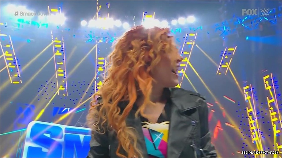 WWE_Friday_Night_SmackDown_2022_11_25_720p_HDTV_x264-NWCHD_mp4_000227327.jpg