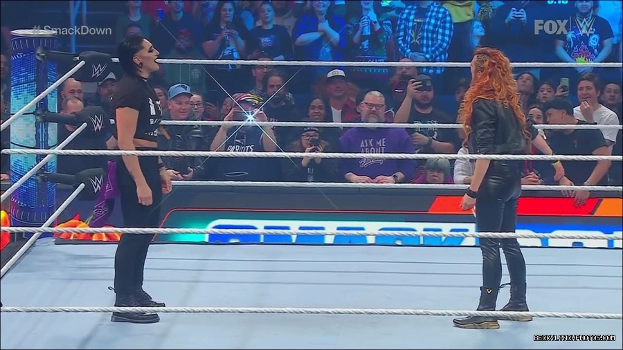 WWE_Friday_Night_SmackDown_2022_11_25_720p_HDTV_x264-NWCHD_mp4_000242542.jpg