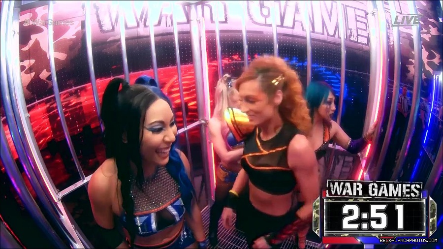 WWE_Survivor_Series_WarGames_2022_720p_WEB_h264-HEEL_mp4_000823824.jpg