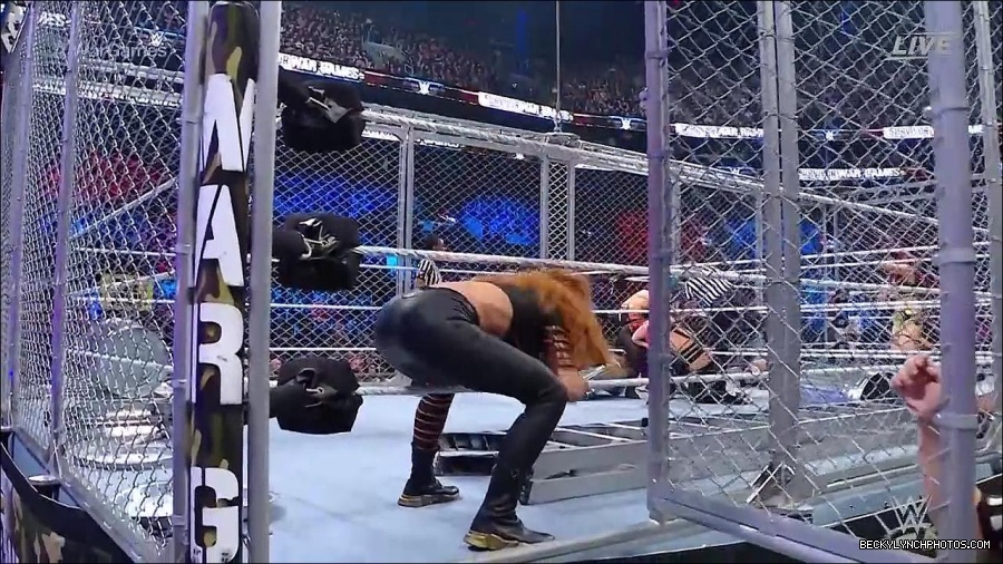 WWE_Survivor_Series_WarGames_2022_720p_WEB_h264-HEEL_mp4_002349391.jpg