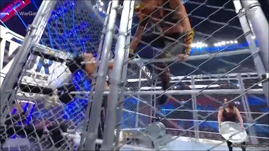 WWE_Survivor_Series_WarGames_2022_720p_WEB_h264-HEEL_mp4_002382191.jpg