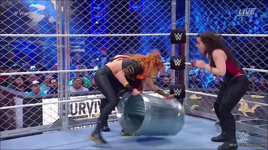 WWE_Survivor_Series_WarGames_2022_720p_WEB_h264-HEEL_mp4_002414991.jpg