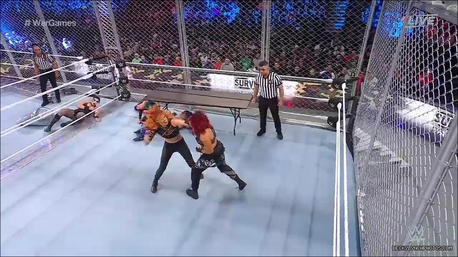 WWE_Survivor_Series_WarGames_2022_720p_WEB_h264-HEEL_mp4_002474991.jpg