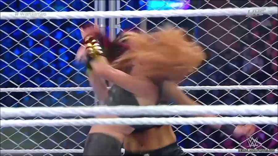 WWE_Survivor_Series_WarGames_2022_720p_WEB_h264-HEEL_mp4_002485391.jpg