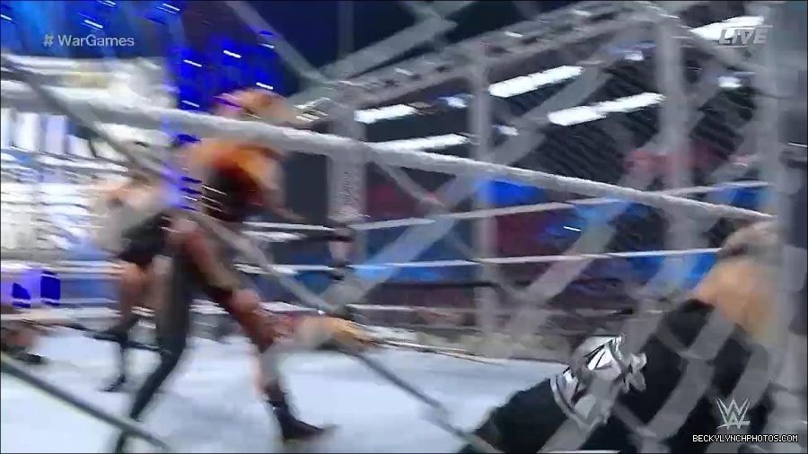 WWE_Survivor_Series_WarGames_2022_720p_WEB_h264-HEEL_mp4_002524991.jpg