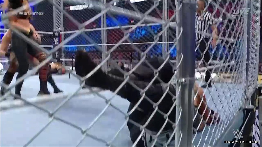 WWE_Survivor_Series_WarGames_2022_720p_WEB_h264-HEEL_mp4_002525791.jpg