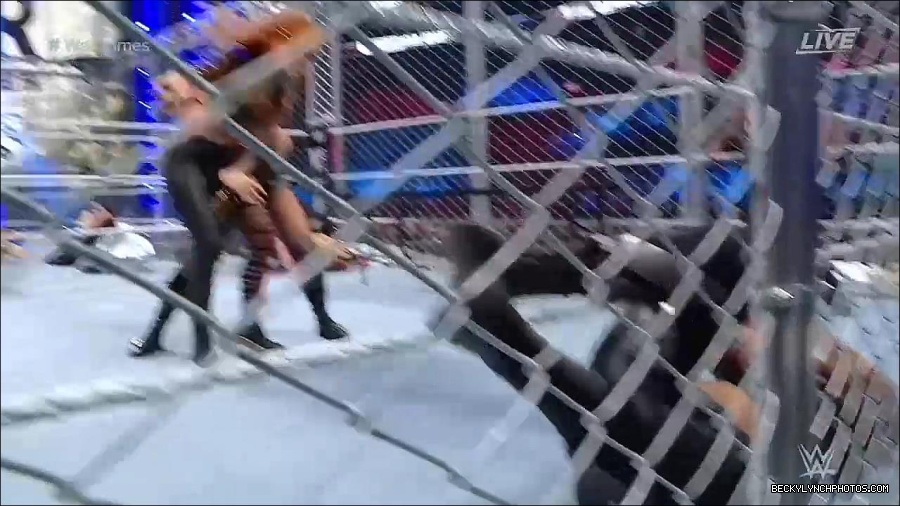 WWE_Survivor_Series_WarGames_2022_720p_WEB_h264-HEEL_mp4_002526191.jpg