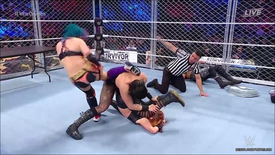 WWE_Survivor_Series_WarGames_2022_720p_WEB_h264-HEEL_mp4_002532591.jpg