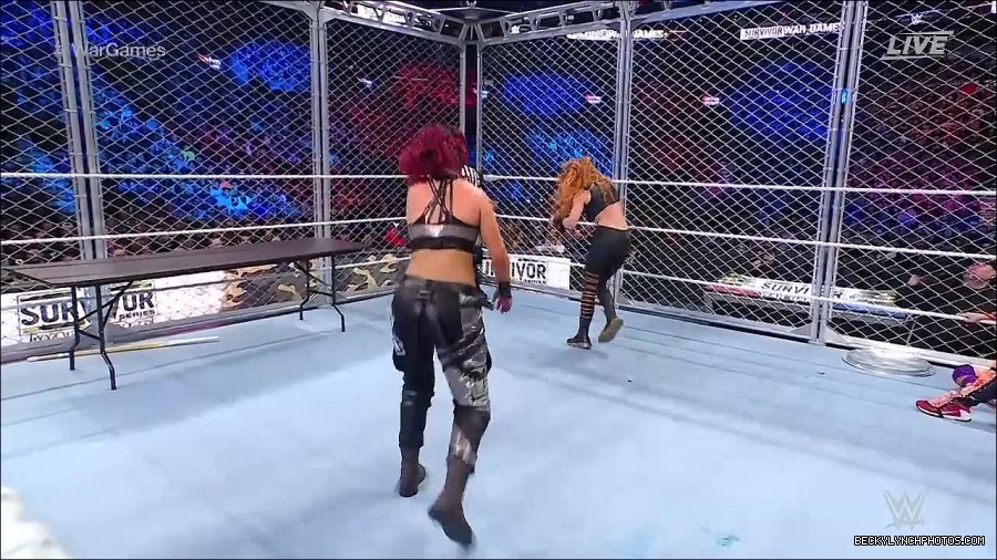WWE_Survivor_Series_WarGames_2022_720p_WEB_h264-HEEL_mp4_002592191.jpg