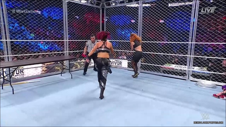 WWE_Survivor_Series_WarGames_2022_720p_WEB_h264-HEEL_mp4_002592991.jpg