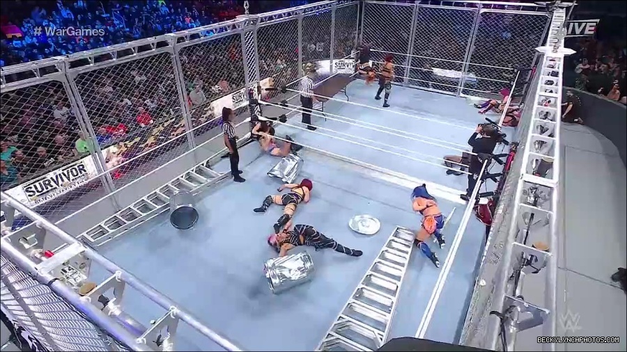 WWE_Survivor_Series_WarGames_2022_720p_WEB_h264-HEEL_mp4_002606191.jpg