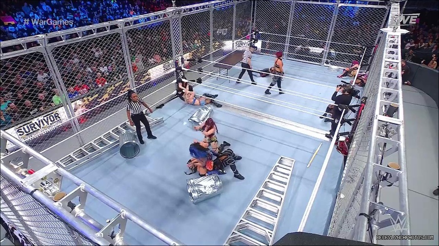 WWE_Survivor_Series_WarGames_2022_720p_WEB_h264-HEEL_mp4_002614191.jpg