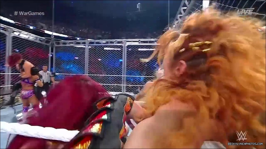 WWE_Survivor_Series_WarGames_2022_720p_WEB_h264-HEEL_mp4_002982458.jpg
