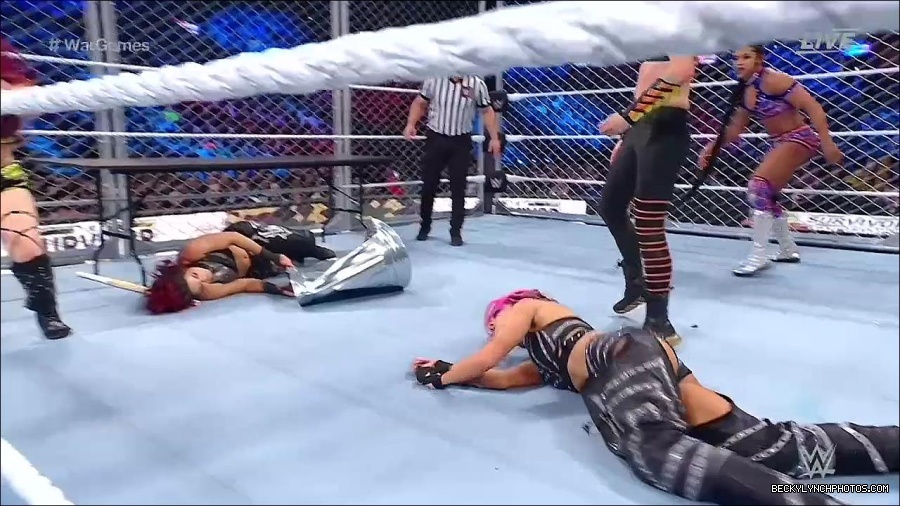WWE_Survivor_Series_WarGames_2022_720p_WEB_h264-HEEL_mp4_003001658.jpg