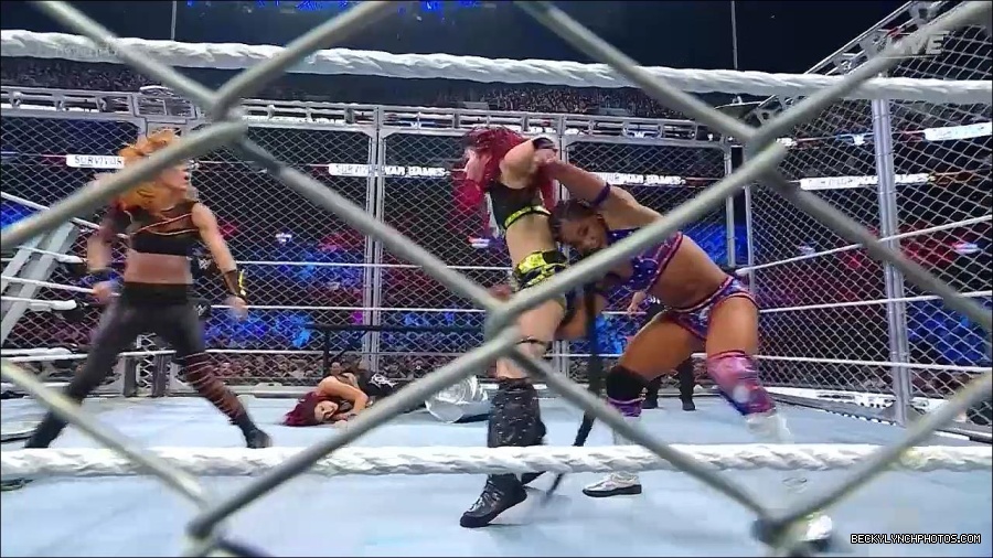 WWE_Survivor_Series_WarGames_2022_720p_WEB_h264-HEEL_mp4_003005658.jpg