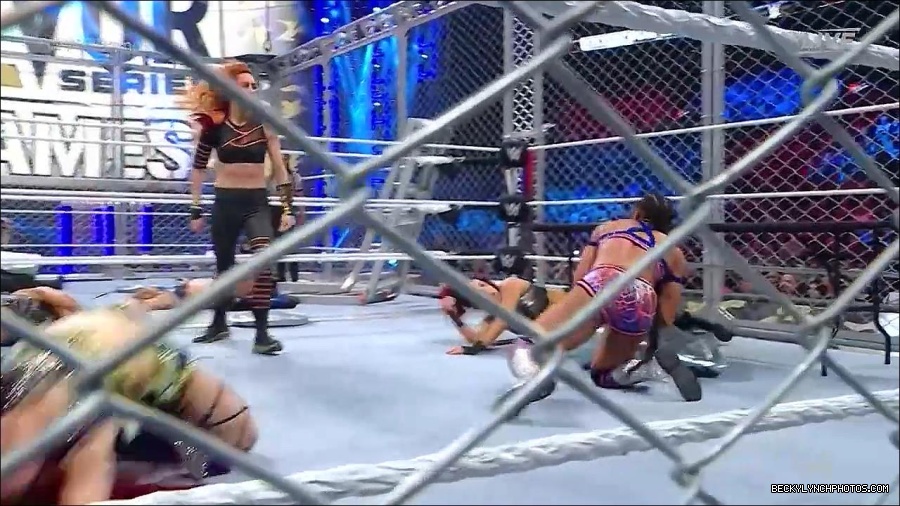 WWE_Survivor_Series_WarGames_2022_720p_WEB_h264-HEEL_mp4_003010458.jpg
