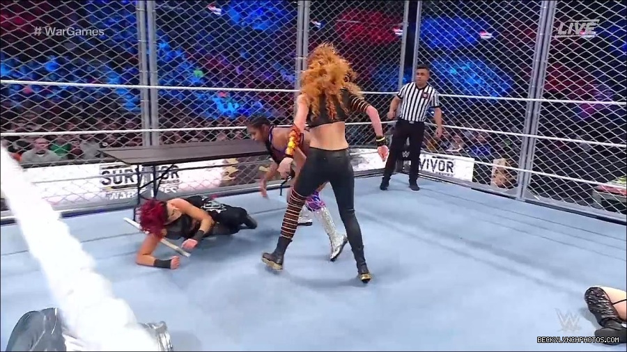 WWE_Survivor_Series_WarGames_2022_720p_WEB_h264-HEEL_mp4_003012058.jpg