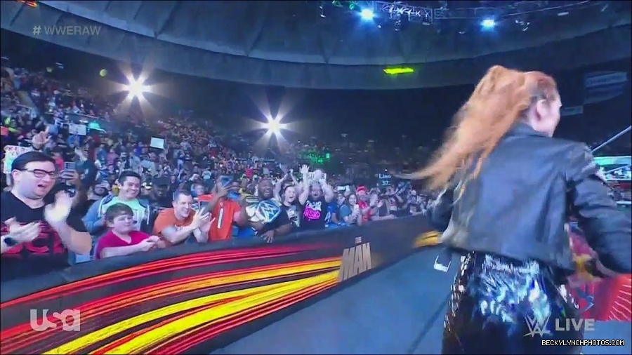 WWE_Monday_Night_Raw_2022_11_28_720p_HDTV_x264-NWCHD_mp4_000183116.jpg