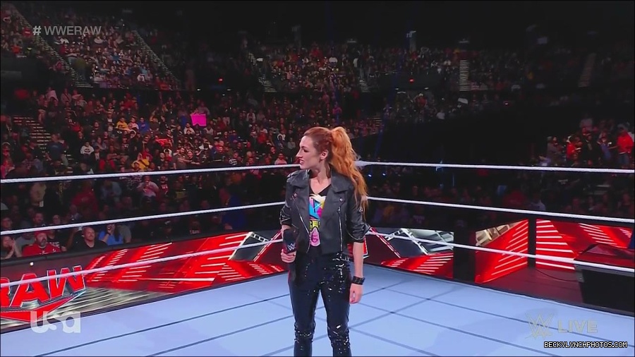 WWE_Monday_Night_Raw_2022_11_28_720p_HDTV_x264-NWCHD_mp4_000238771.jpg