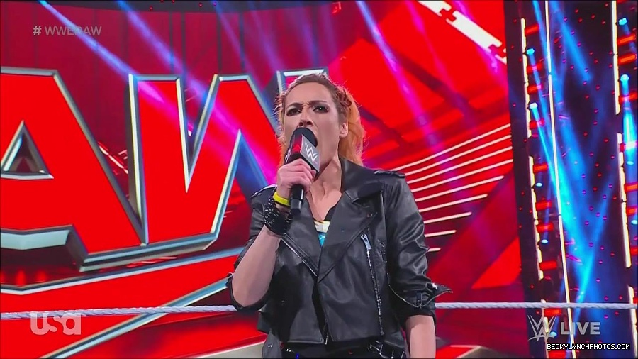 WWE_Monday_Night_Raw_2022_11_28_720p_HDTV_x264-NWCHD_mp4_000247180.jpg