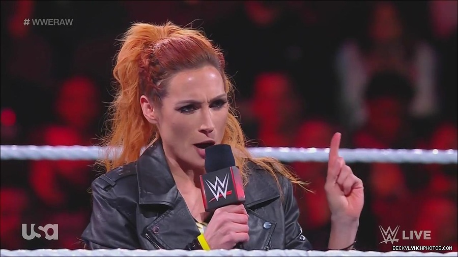 WWE_Monday_Night_Raw_2022_11_28_720p_HDTV_x264-NWCHD_mp4_000259592.jpg