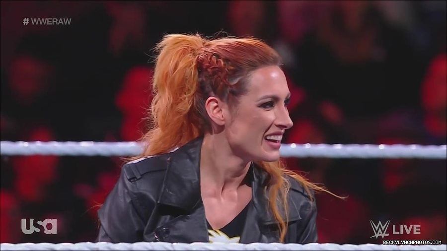 WWE_Monday_Night_Raw_2022_11_28_720p_HDTV_x264-NWCHD_mp4_000263196.jpg