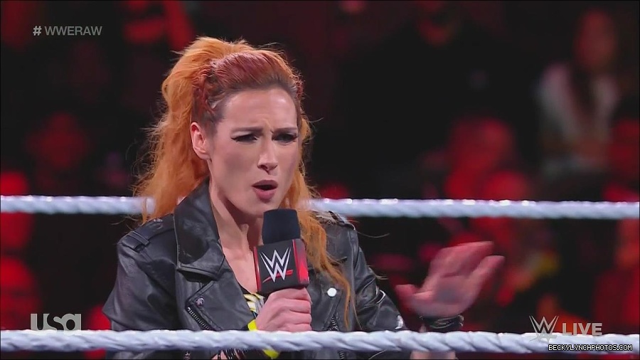 WWE_Monday_Night_Raw_2022_11_28_720p_HDTV_x264-NWCHD_mp4_000284417.jpg