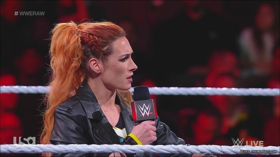 WWE_Monday_Night_Raw_2022_11_28_720p_HDTV_x264-NWCHD_mp4_000286419.jpg