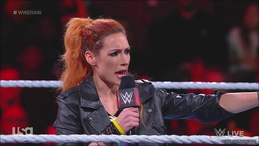 WWE_Monday_Night_Raw_2022_11_28_720p_HDTV_x264-NWCHD_mp4_000289622.jpg
