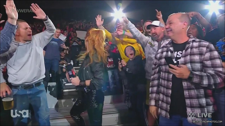 WWE_Monday_Night_Raw_2022_11_28_720p_HDTV_x264-NWCHD_mp4_000325658.jpg